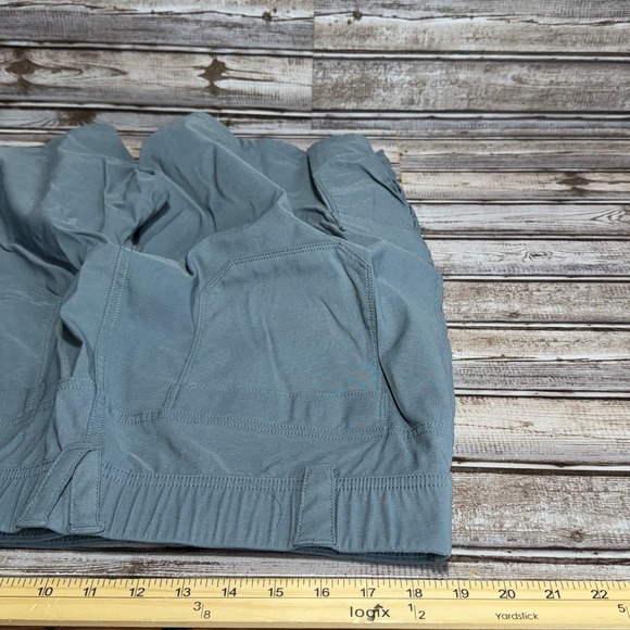 Duluth Trading Co Womens Gray Blue Flex Cargo Hiking Shorts Size 18 Stretch - Picture 6 of 8